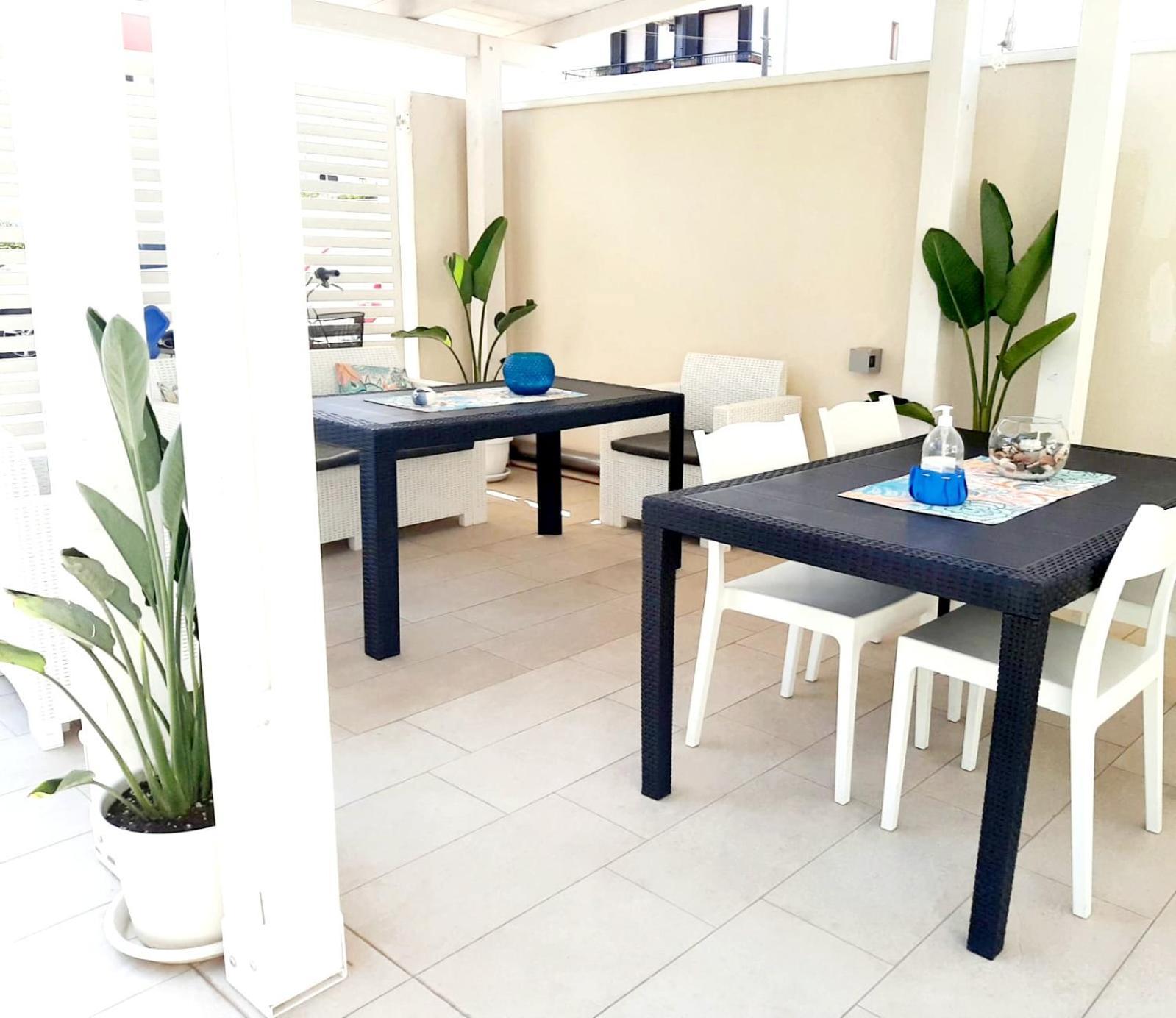 Joshua Rooms Porto Cesareo Exterior photo