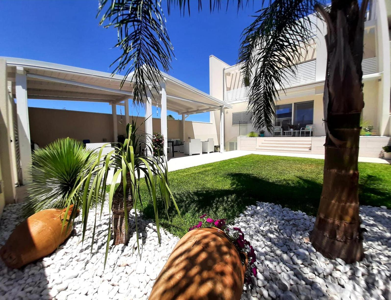 Joshua Rooms Porto Cesareo Exterior photo