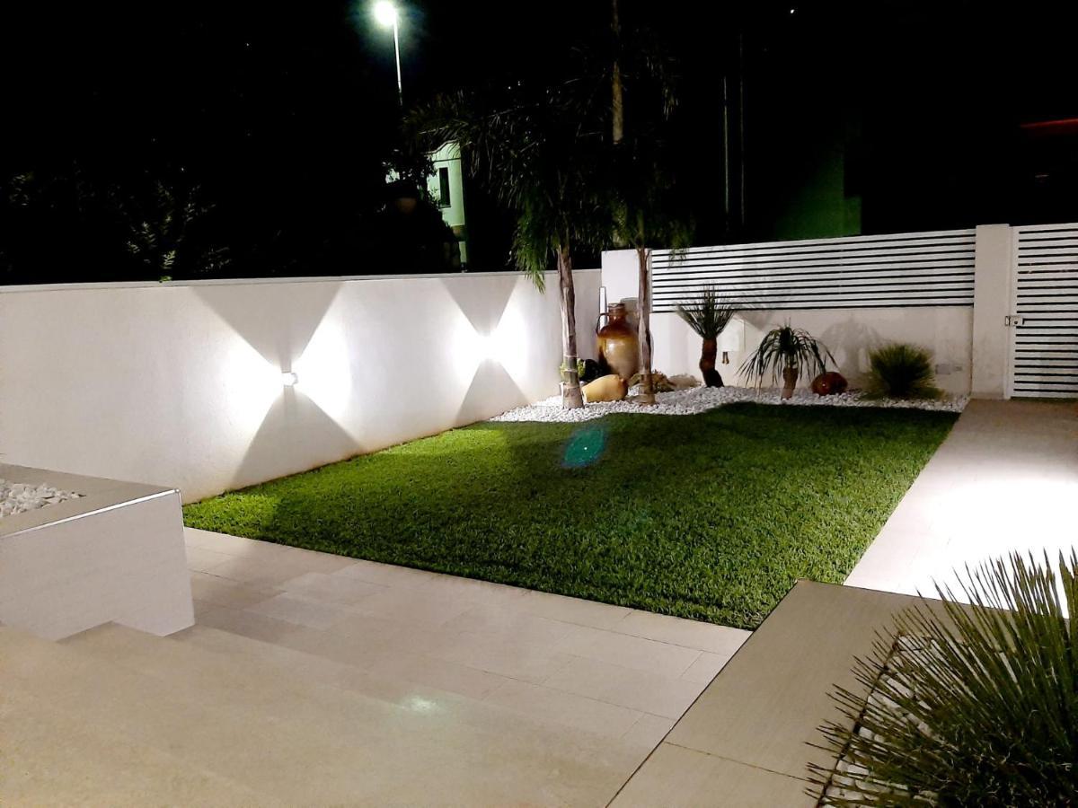 Joshua Rooms Porto Cesareo Exterior photo